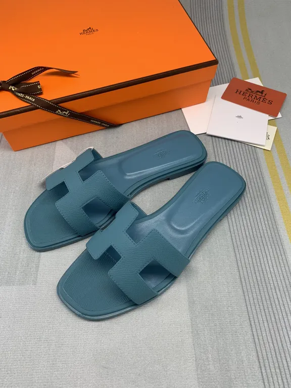 Hermes Shoe 